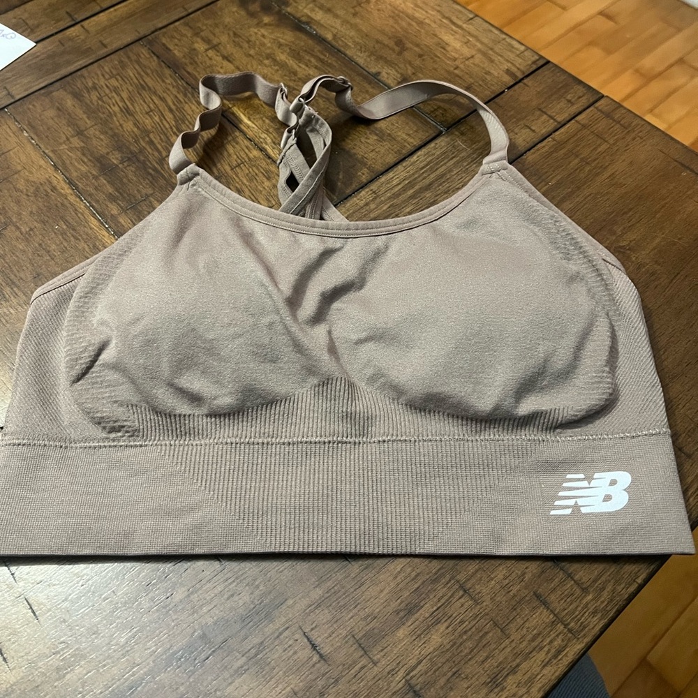New Balance Padded Adjustable Sports Bra - Picture 2 of 3